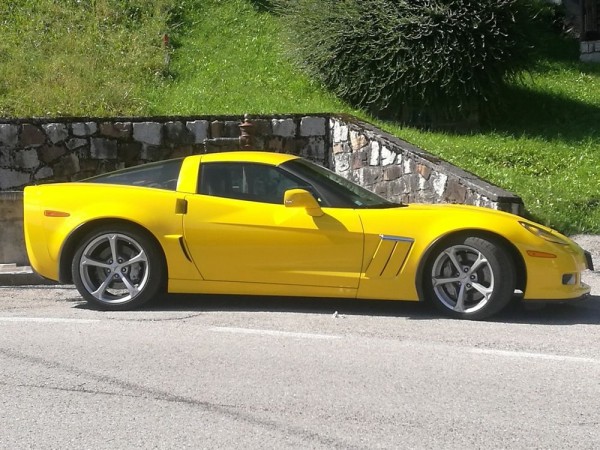 corvette-c6-grand-sport-3.jpg