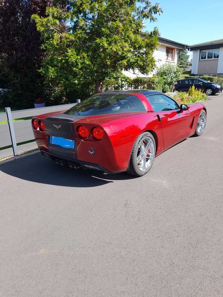 corvette2.jpg